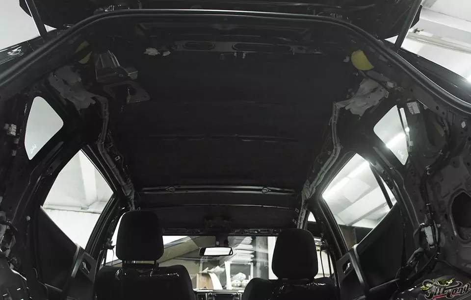 Toyota RAV4. Комплексная шумоизоляция салона автомобиля!